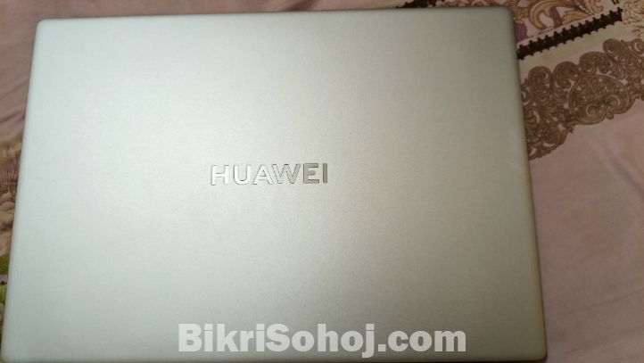 Huawei Matebook D16